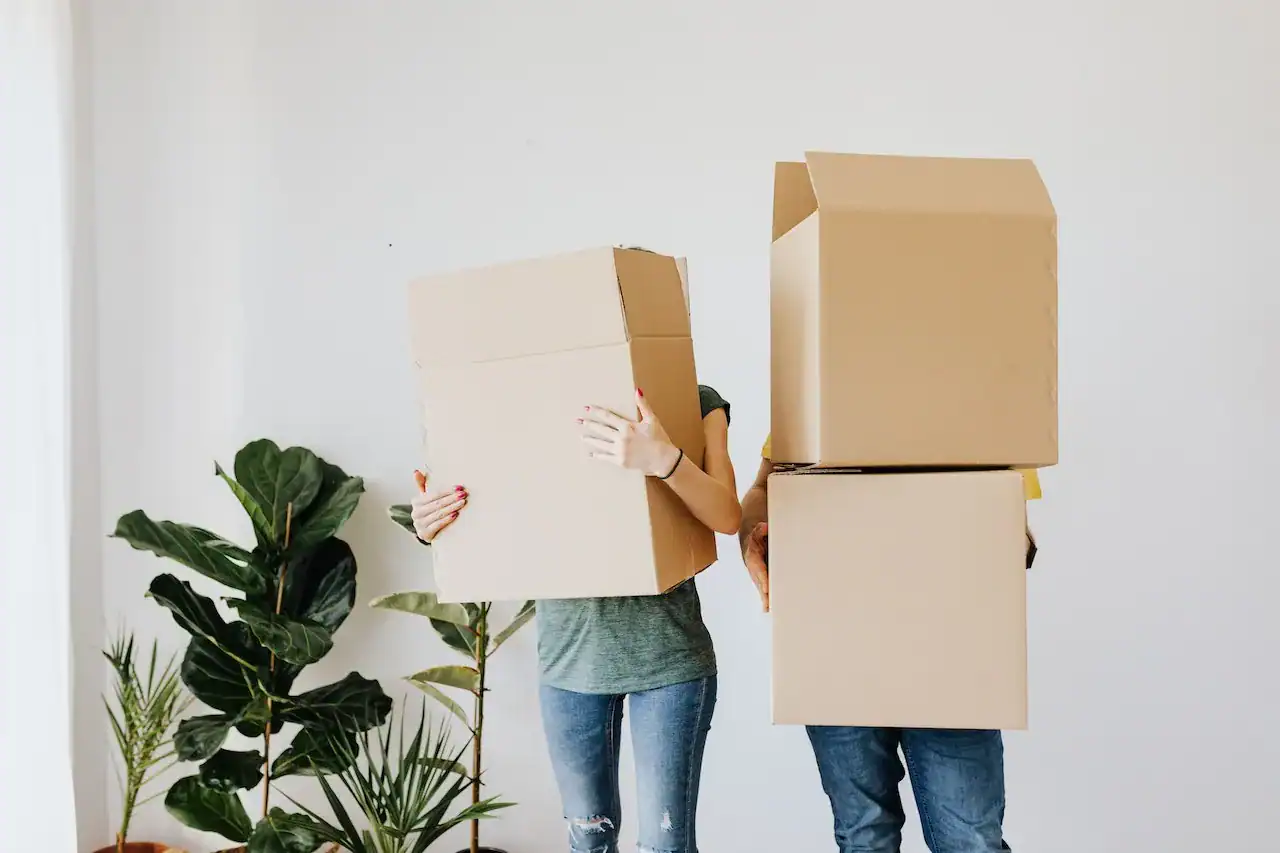 Dos and Don'ts When Moving Out for the First Time: Expert Advice
